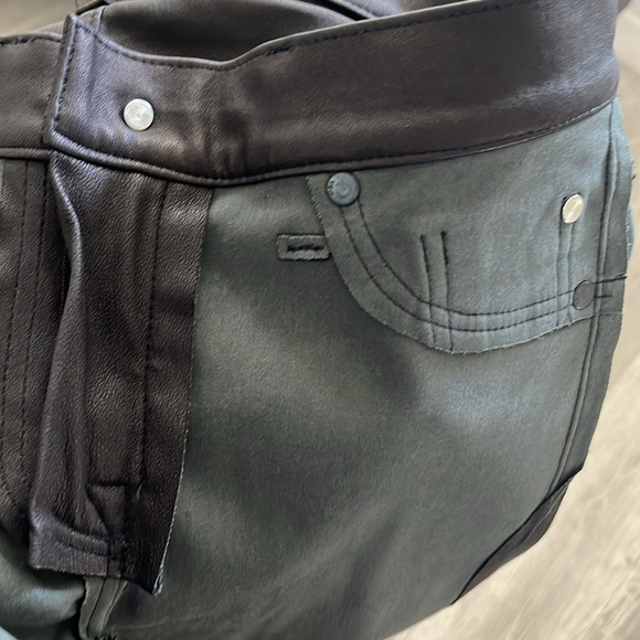 Hudson stretch lamb leather legging 25 $998 - Picture 6 of 7